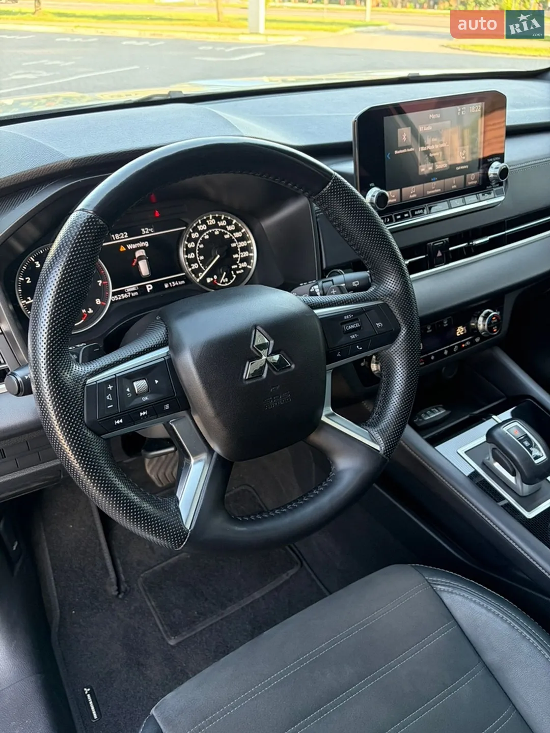 2022 Mitsubishi Outlander - мініатюра 14