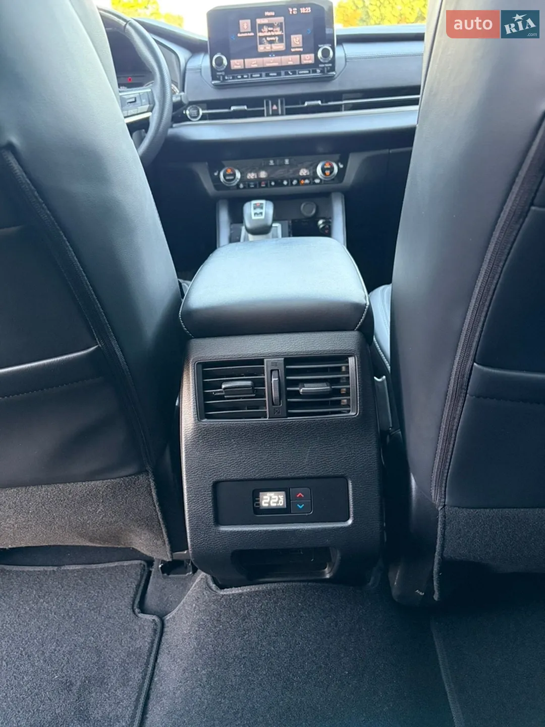 2022 Mitsubishi Outlander - мініатюра 17
