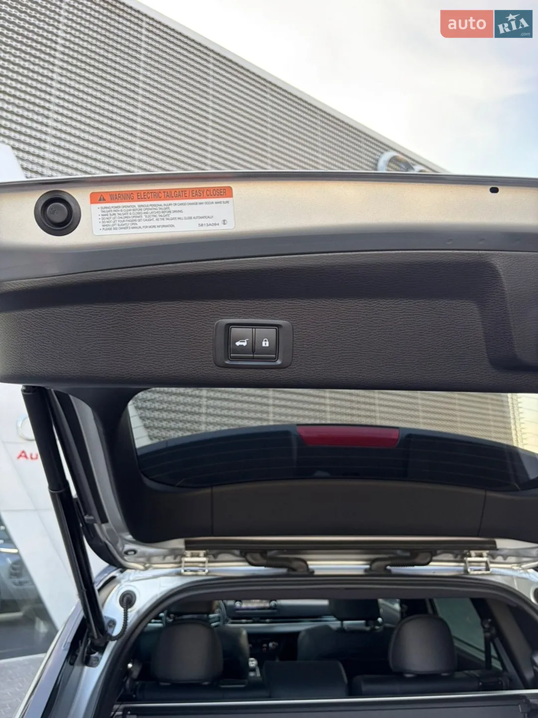 2022 Mitsubishi Outlander - мініатюра 18