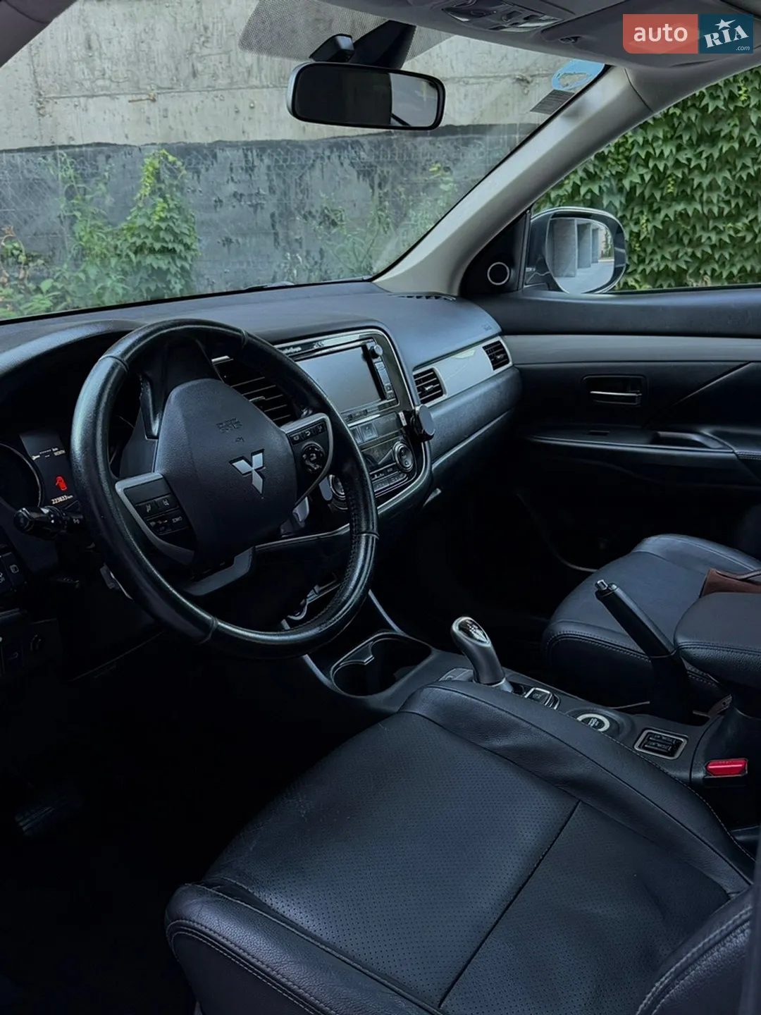 2013 Mitsubishi Outlander - мініатюра 11