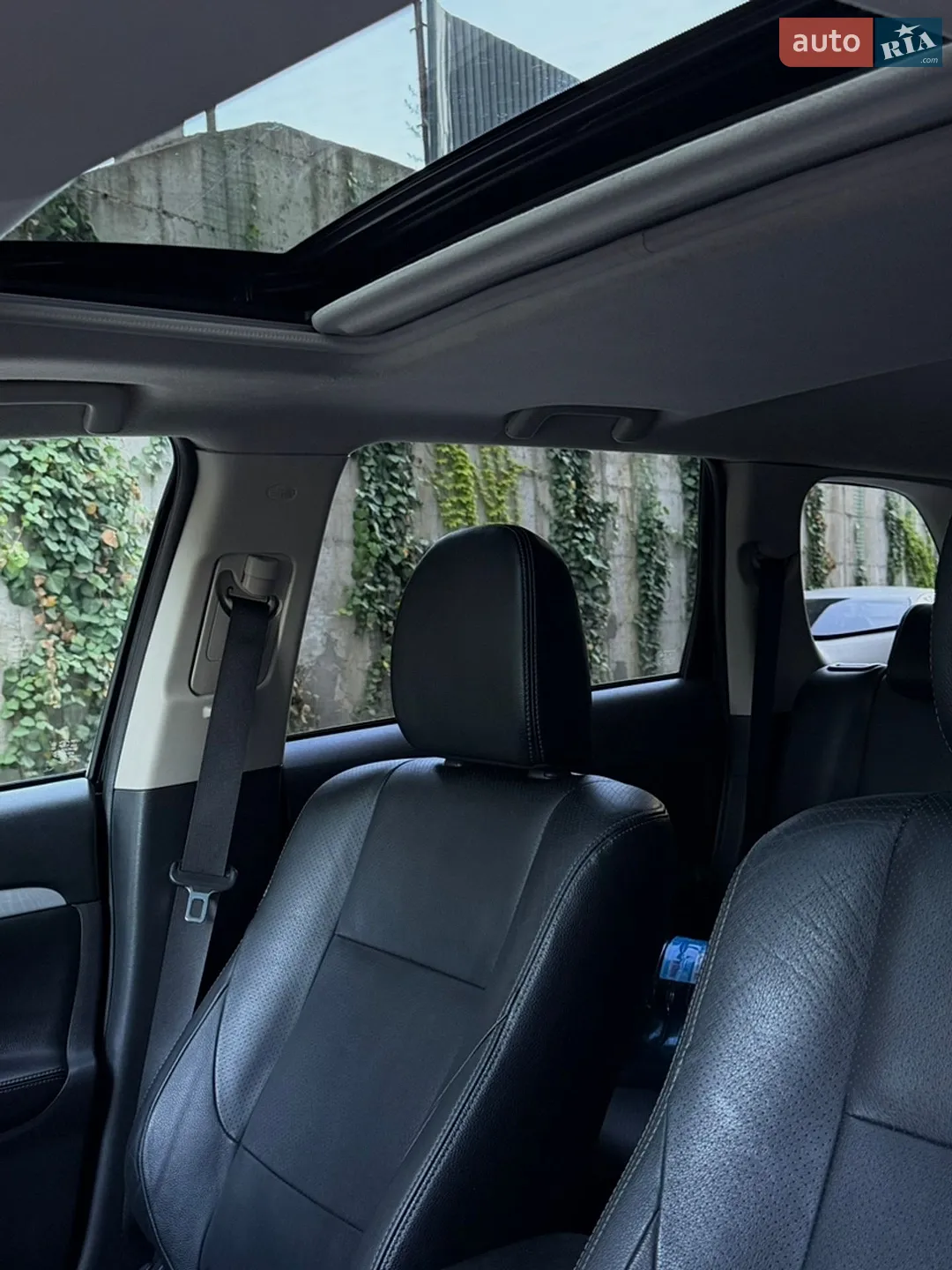 2013 Mitsubishi Outlander - мініатюра 15