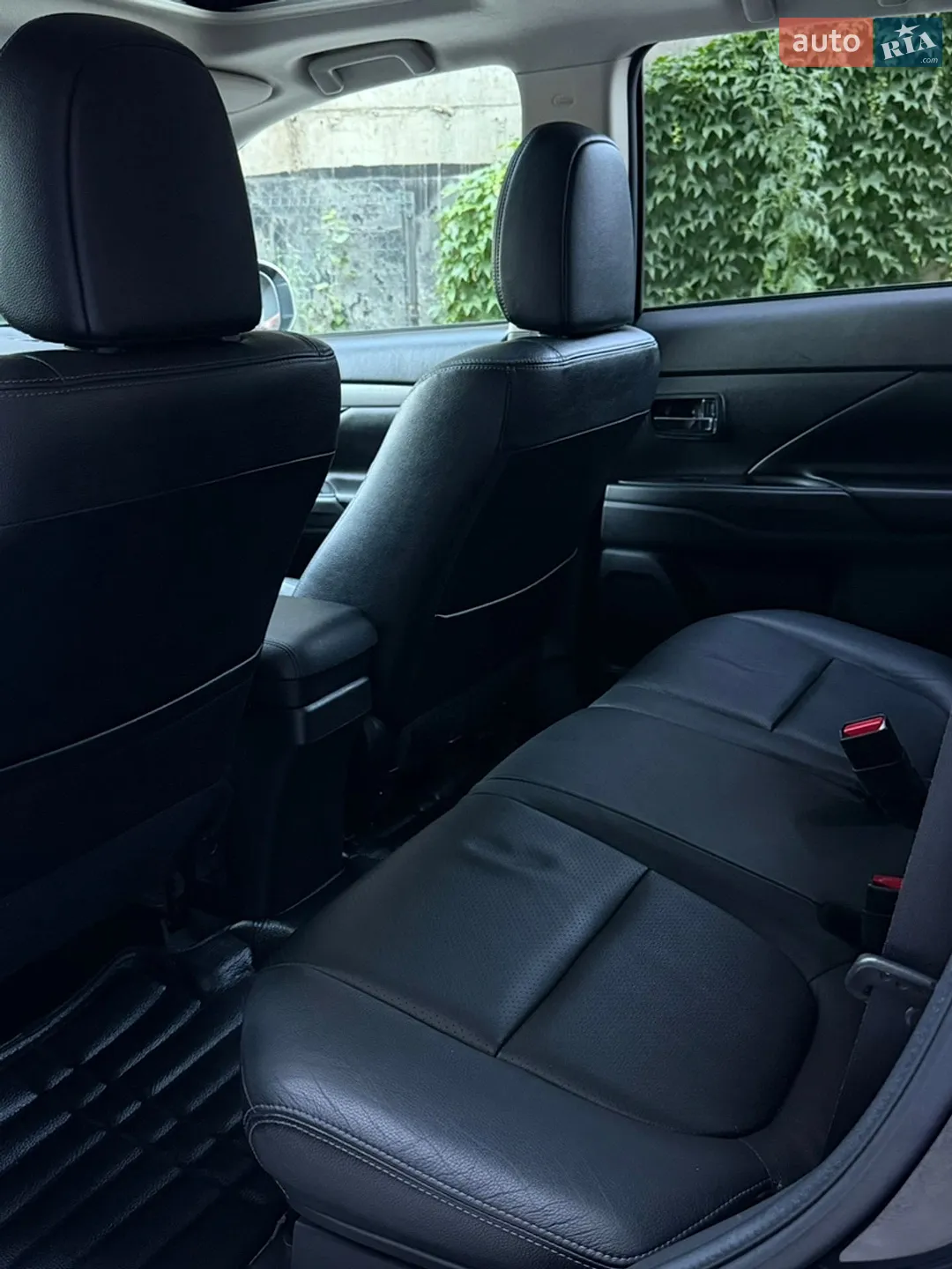 2013 Mitsubishi Outlander - мініатюра 16