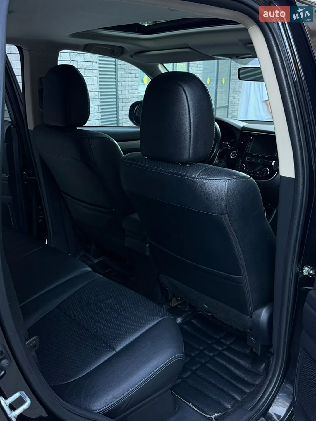 2013 Mitsubishi Outlander - мініатюра 18