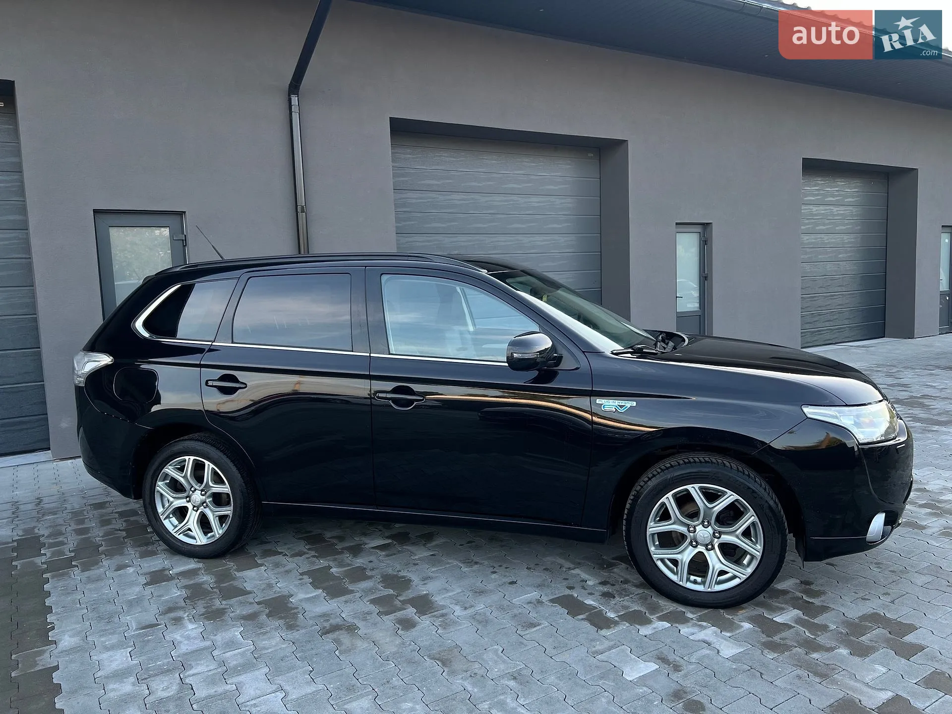 2014 Mitsubishi Outlander - мініатюра 6
