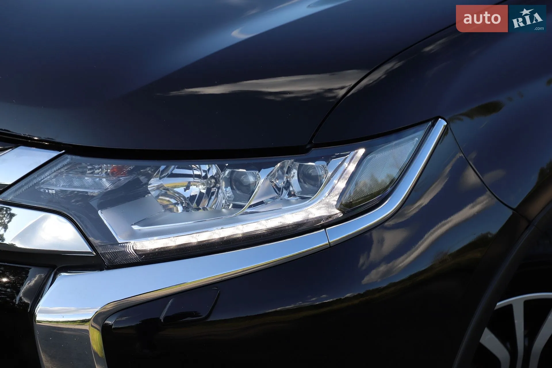 2016 Mitsubishi Outlander - мініатюра 22