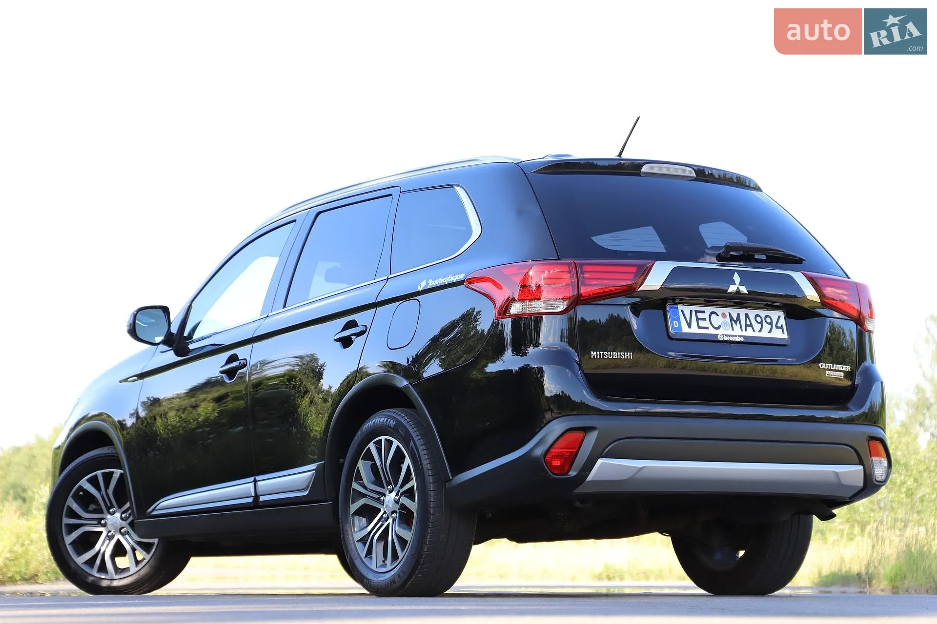 2016 Mitsubishi Outlander - мініатюра 36