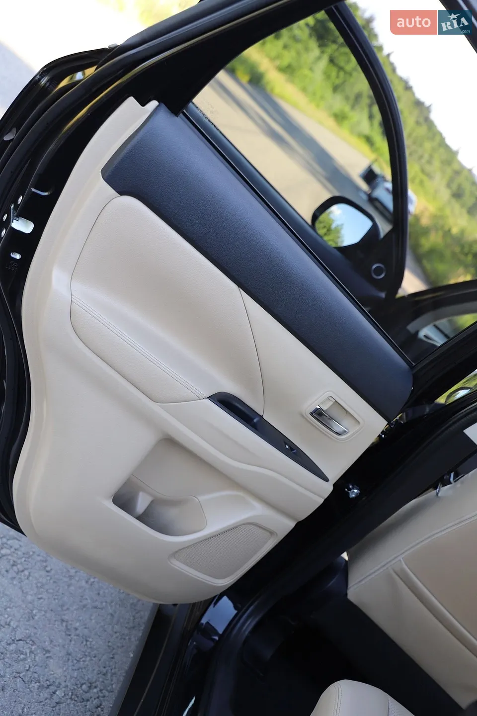 2016 Mitsubishi Outlander - мініатюра 95