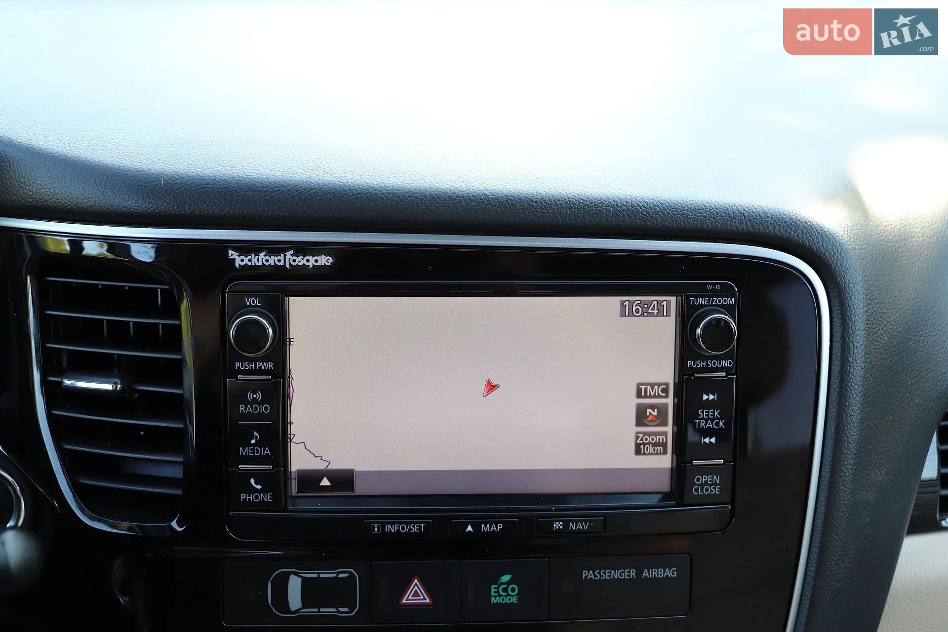 2016 Mitsubishi Outlander - мініатюра 110