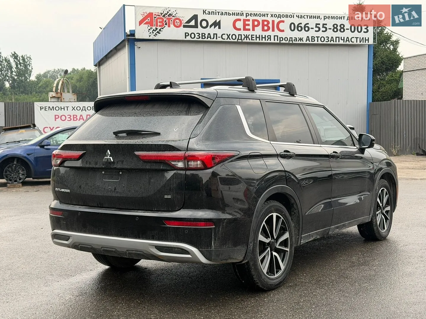 2023 Mitsubishi Outlander - мініатюра 2