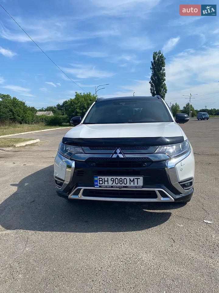 2017 Mitsubishi Outlander - мініатюра 48