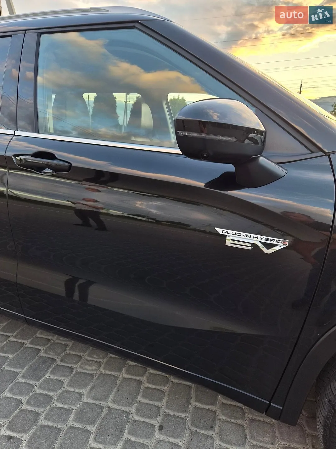 2023 Mitsubishi Outlander - мініатюра 8