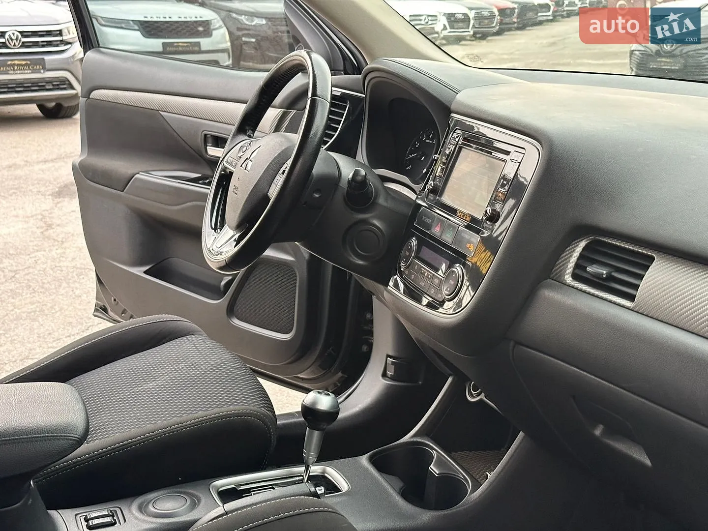 2016 Mitsubishi Outlander - мініатюра 24