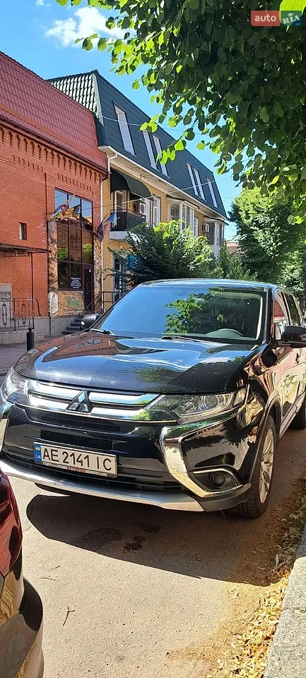 2017 Mitsubishi Outlander - мініатюра 23