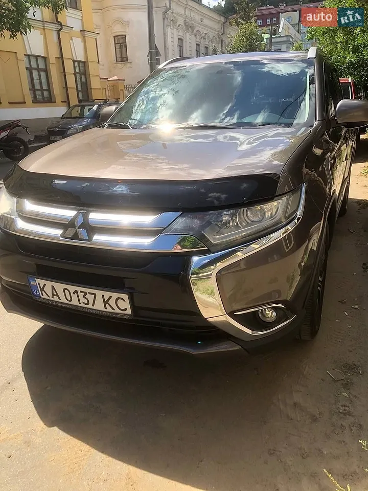 2017 Mitsubishi Outlander - мініатюра 18