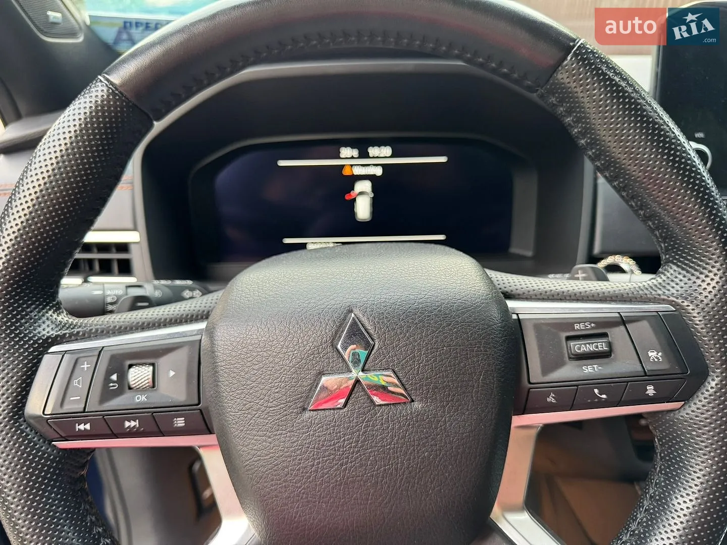 2021 Mitsubishi Outlander - мініатюра 18