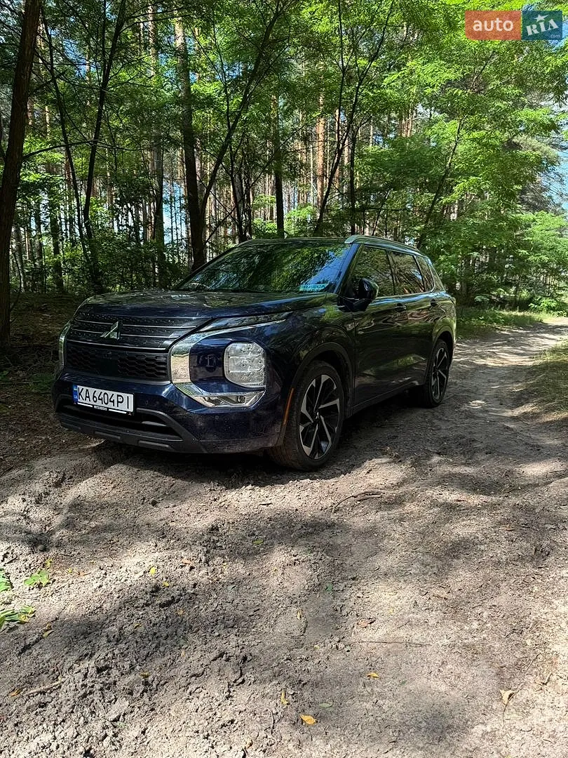 2021 Mitsubishi Outlander - мініатюра 4