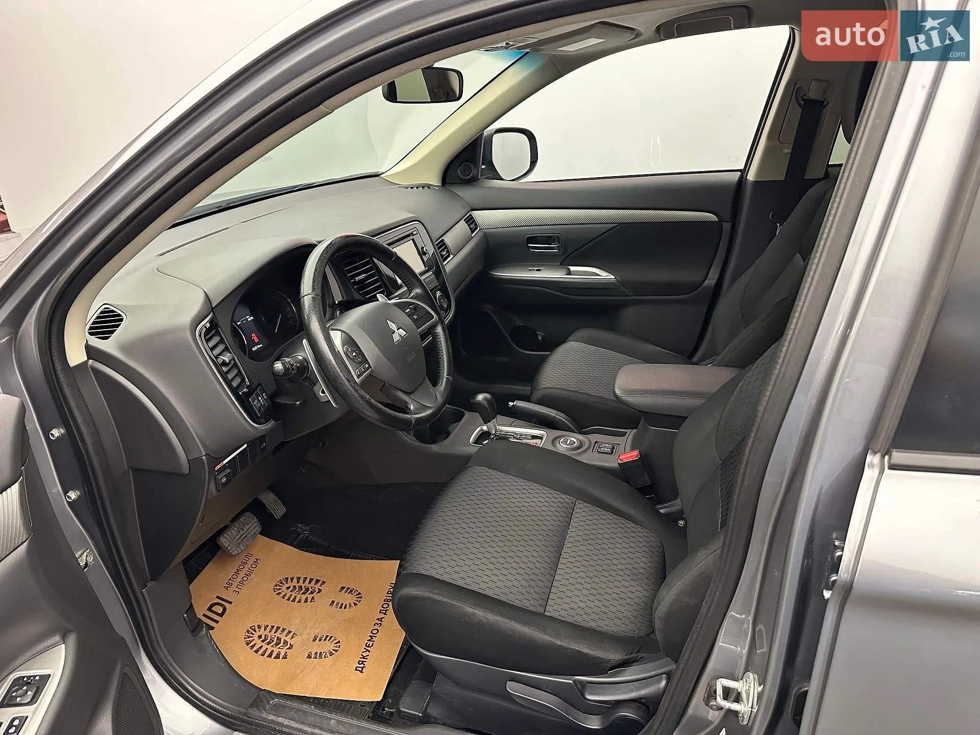 2013 Mitsubishi Outlander - мініатюра 12