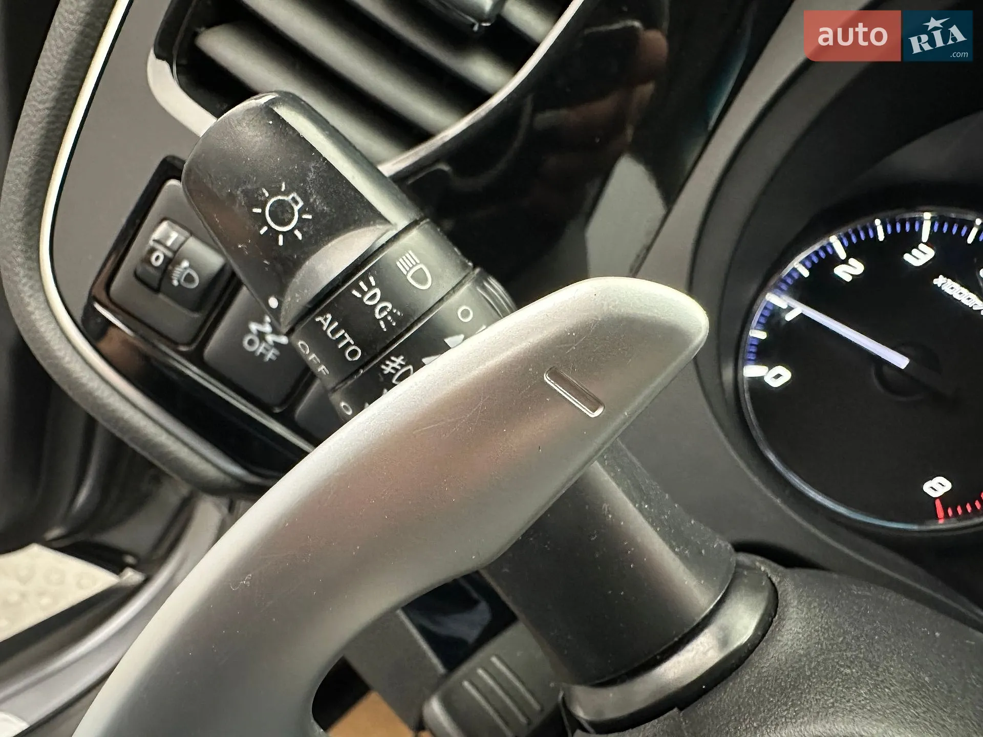 2013 Mitsubishi Outlander - мініатюра 18