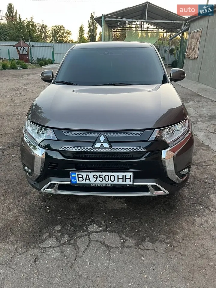 2020 Mitsubishi Outlander - мініатюра 22