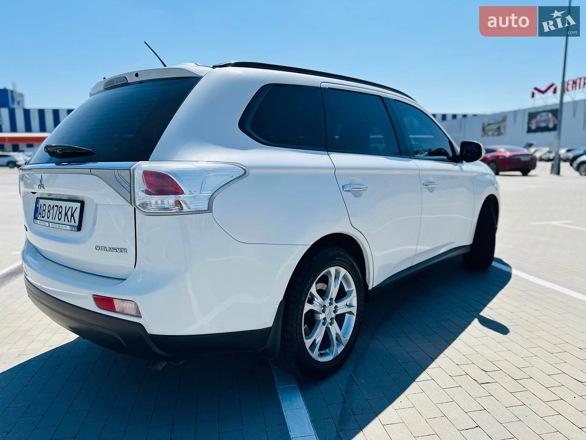 2013 Mitsubishi Outlander - мініатюра 7