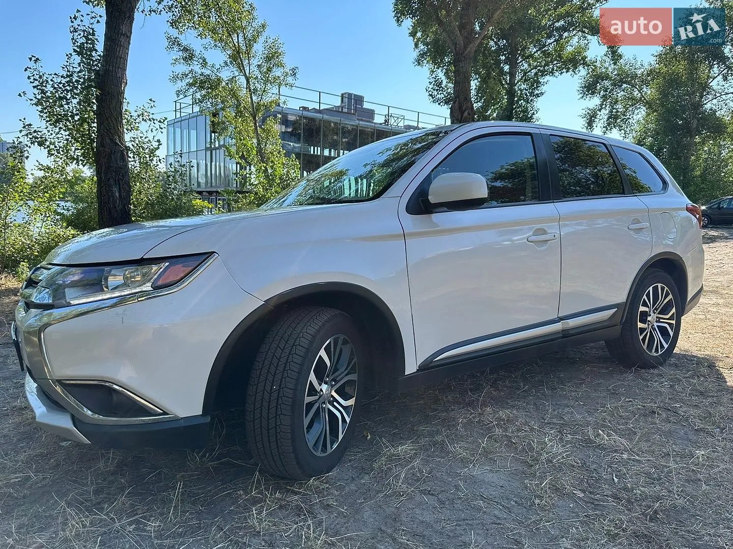2017 Mitsubishi Outlander - мініатюра 2