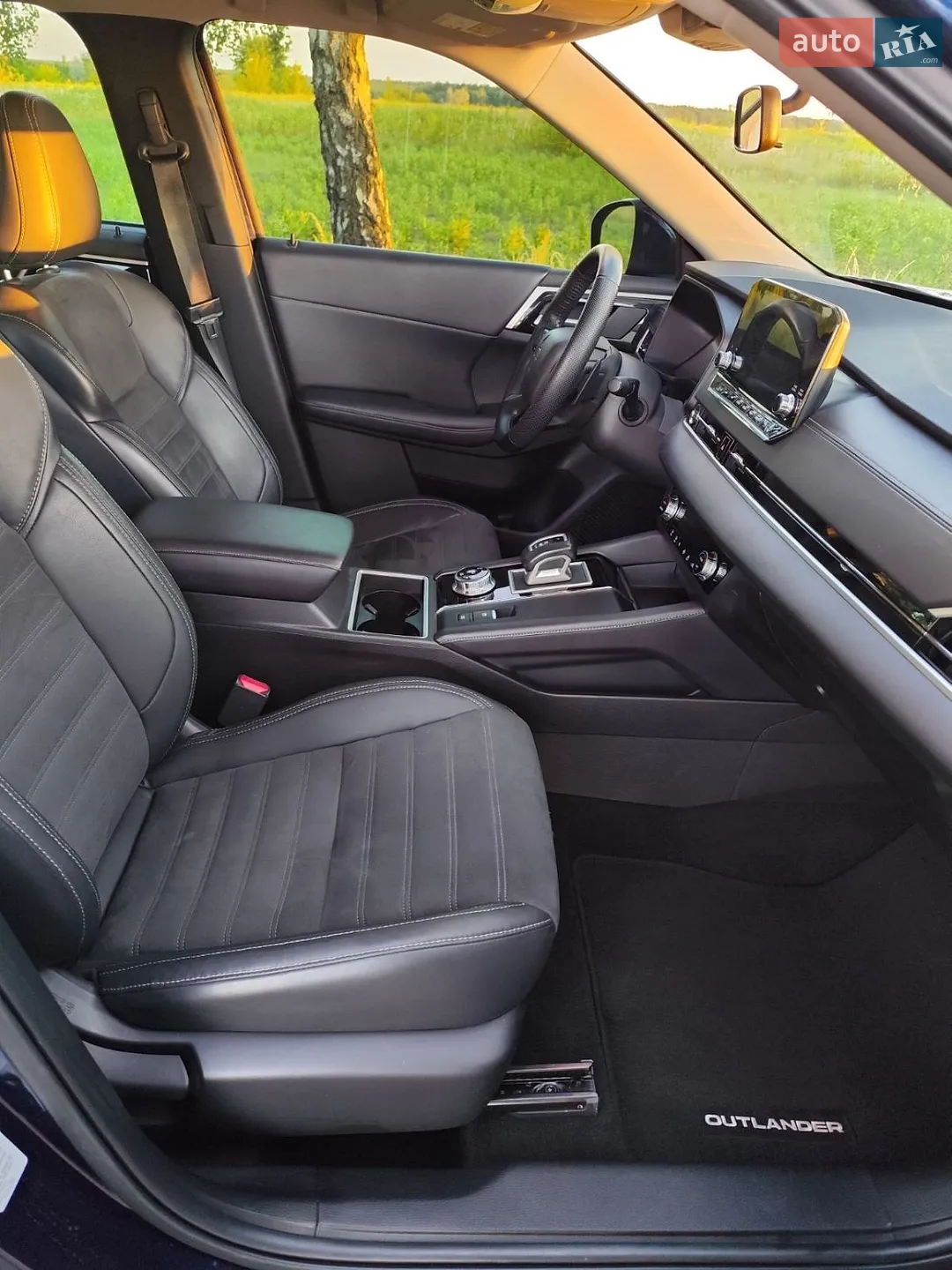 2023 Mitsubishi Outlander - мініатюра 10