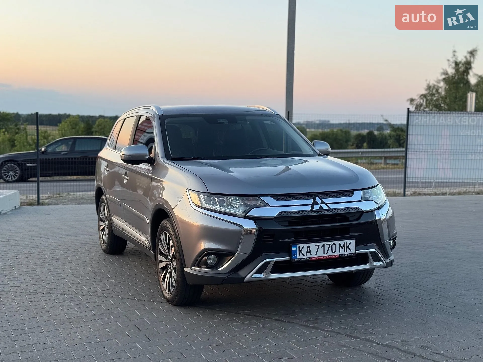 2020 Mitsubishi Outlander - мініатюра 23