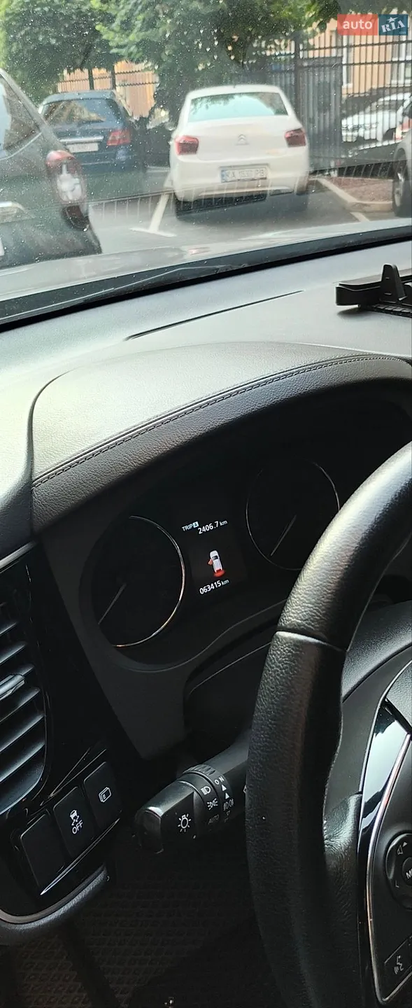2021 Mitsubishi Outlander - мініатюра 14