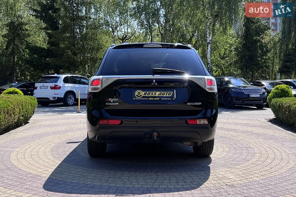 2012 Mitsubishi Outlander - мініатюра 6