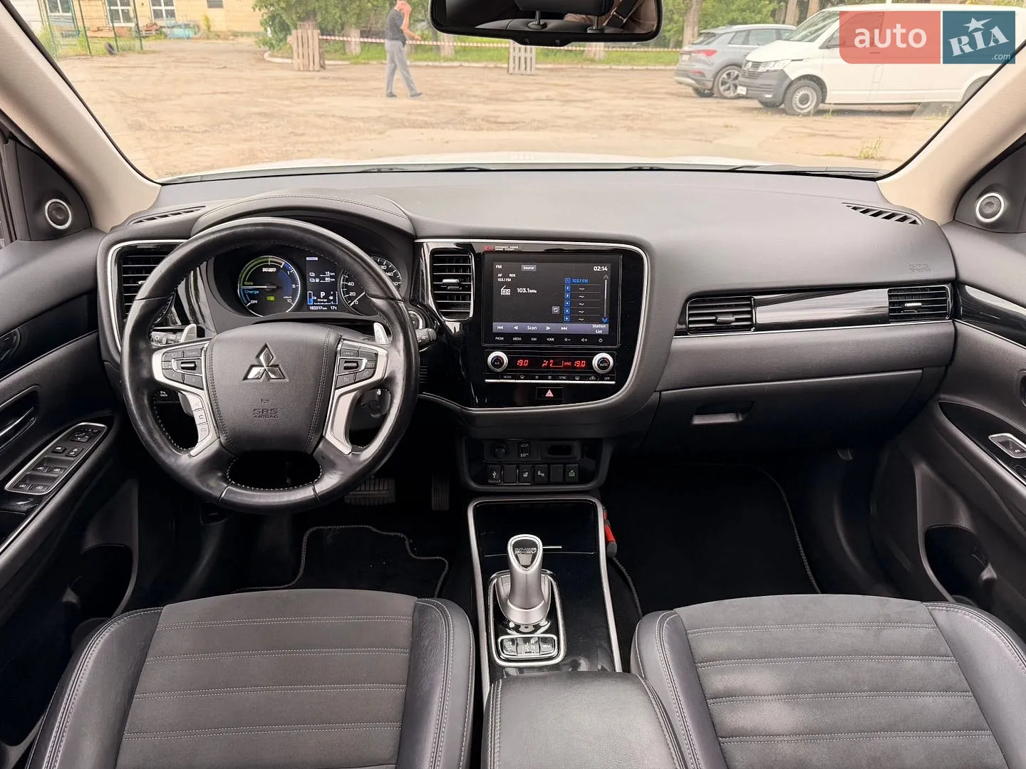 2020 Mitsubishi Outlander - мініатюра 22
