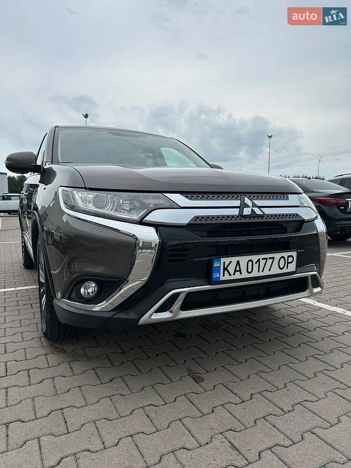 2019 Mitsubishi Outlander - мініатюра 35