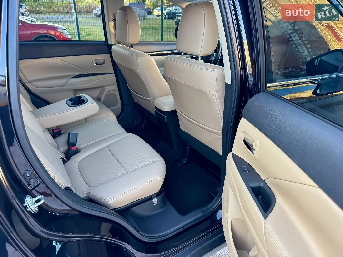 2018 Mitsubishi Outlander - мініатюра 13