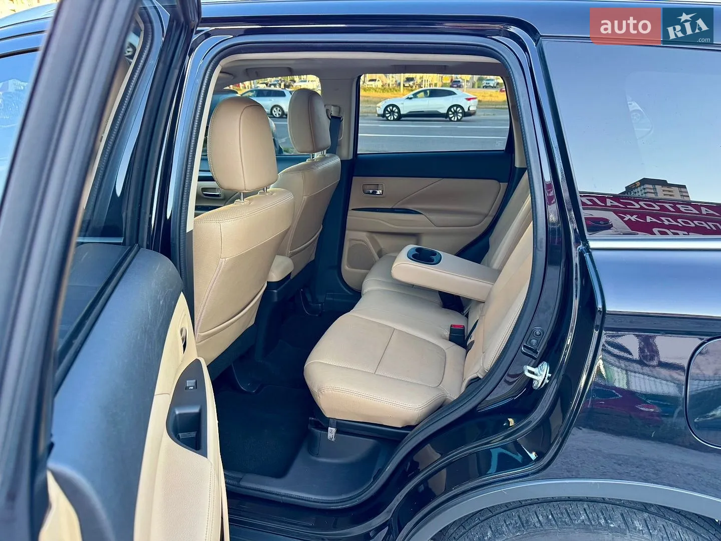 2018 Mitsubishi Outlander - мініатюра 42