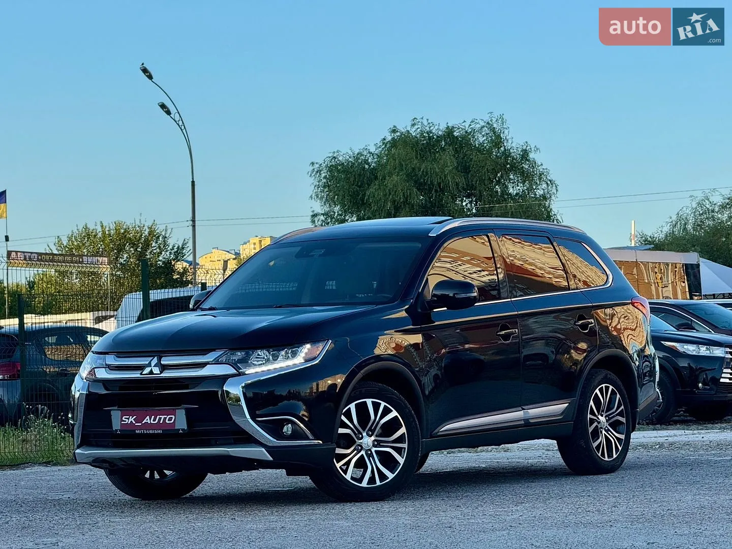 2018 Mitsubishi Outlander - мініатюра 61