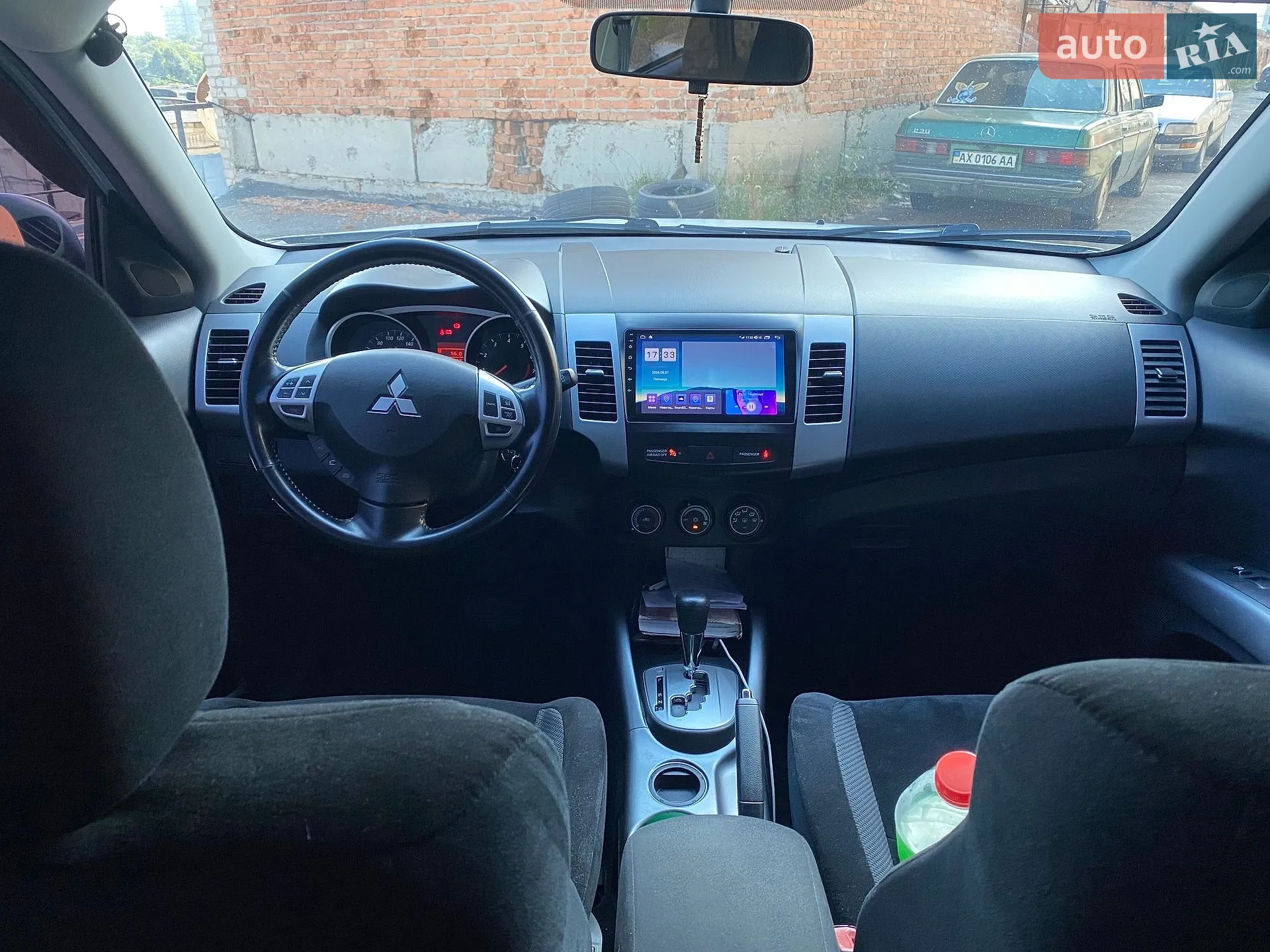 2010 Mitsubishi Outlander - мініатюра 15