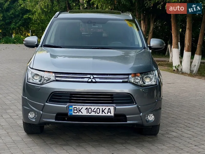 Mitsubishi Outlander