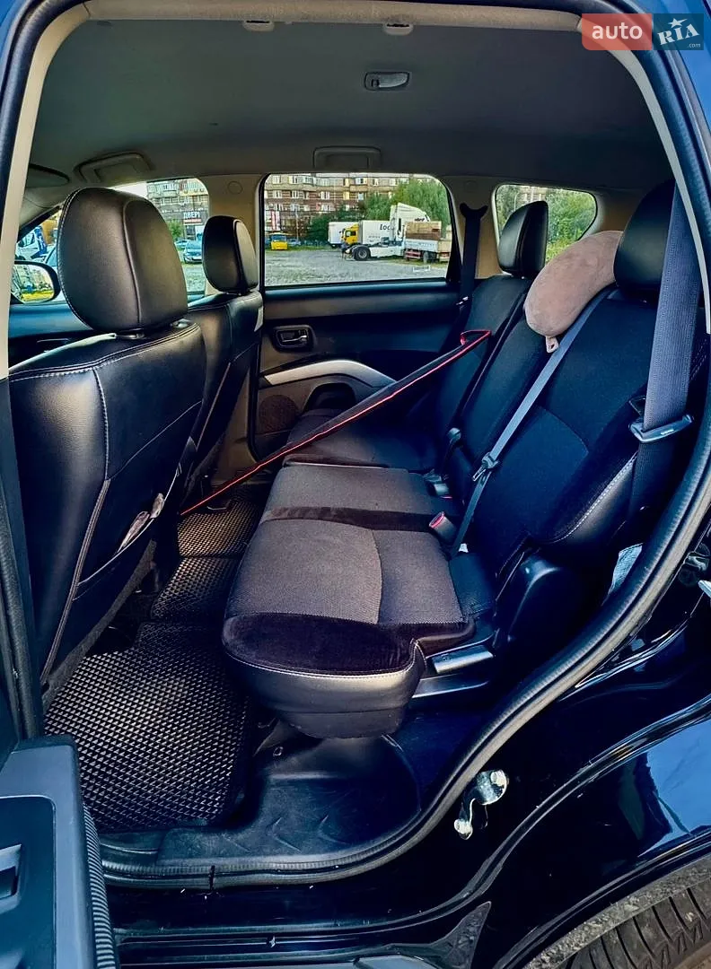 2013 Mitsubishi Outlander - мініатюра 11