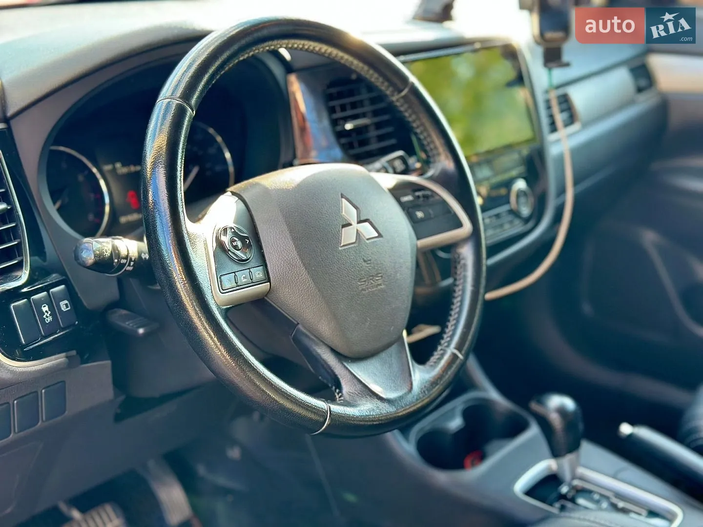 2014 Mitsubishi Outlander - мініатюра 23