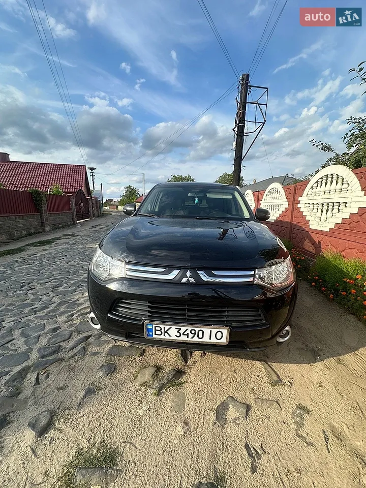 2013 Mitsubishi Outlander - мініатюра 36
