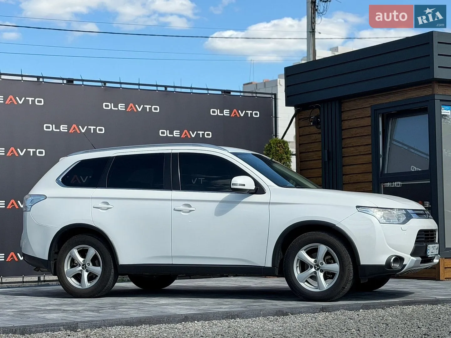 2014 Mitsubishi Outlander - мініатюра 19