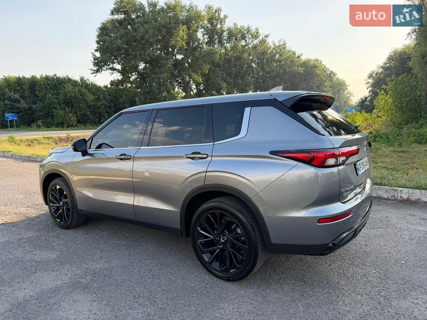 2023 Mitsubishi Outlander - мініатюра 15