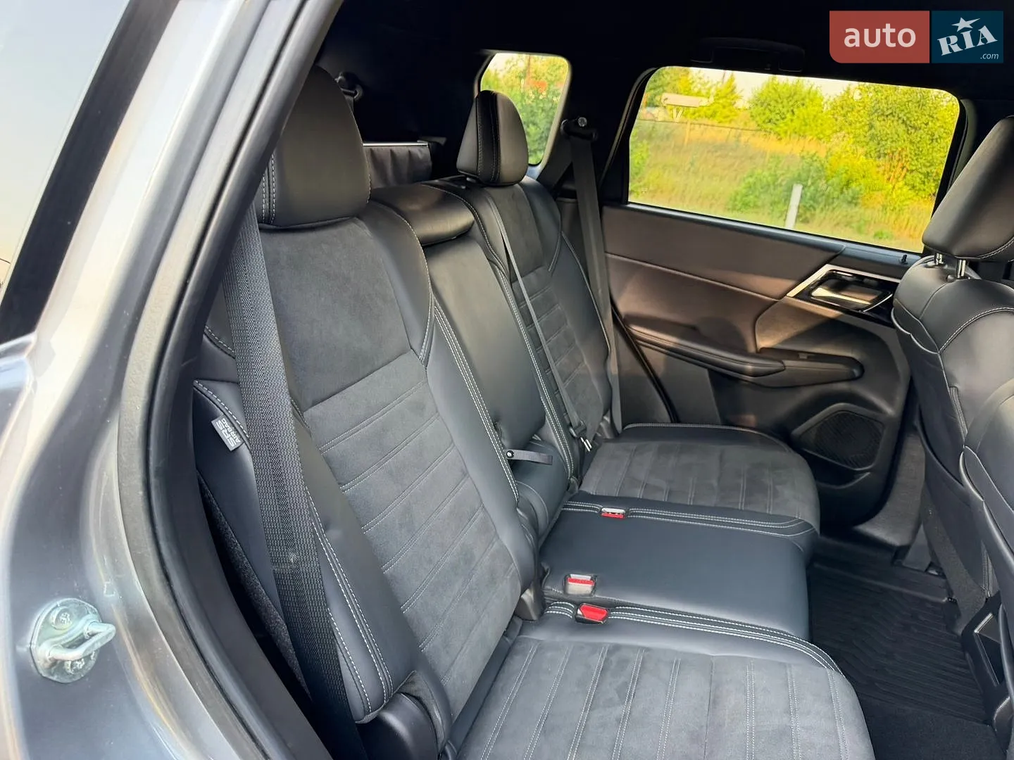 2023 Mitsubishi Outlander - мініатюра 77