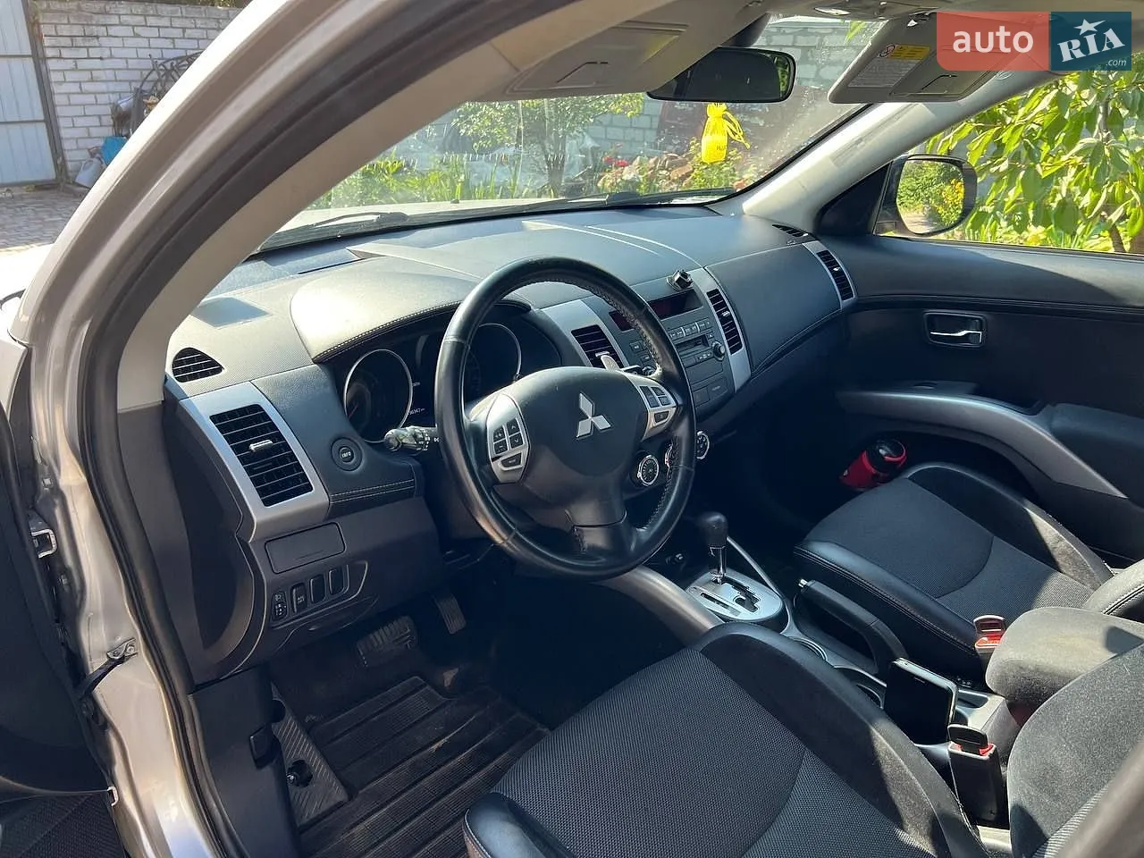 2010 Mitsubishi Outlander - мініатюра 9