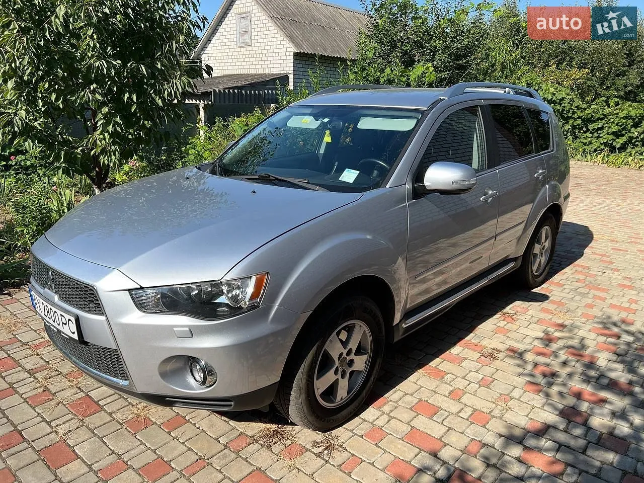 2010 Mitsubishi Outlander - мініатюра 2