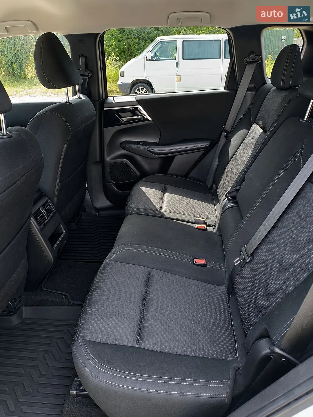 2021 Mitsubishi Outlander - мініатюра 11