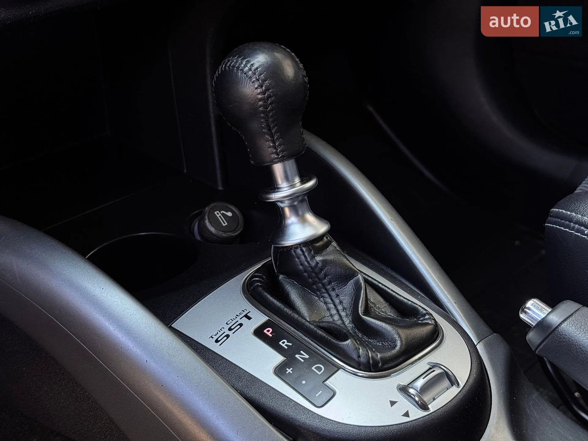 2010 Mitsubishi Outlander - мініатюра 47