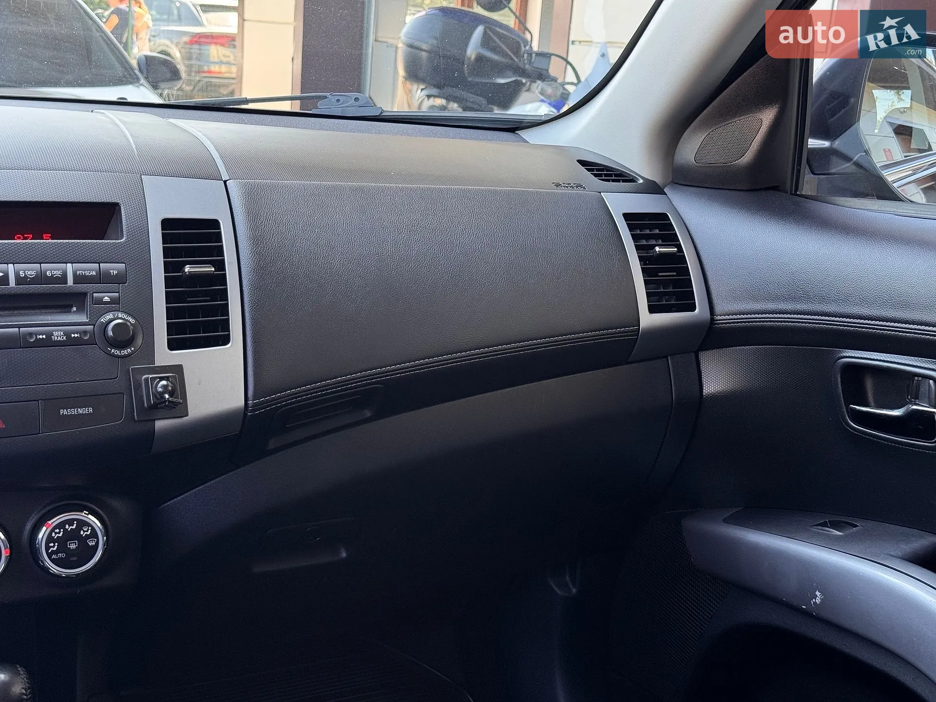 2010 Mitsubishi Outlander - мініатюра 53