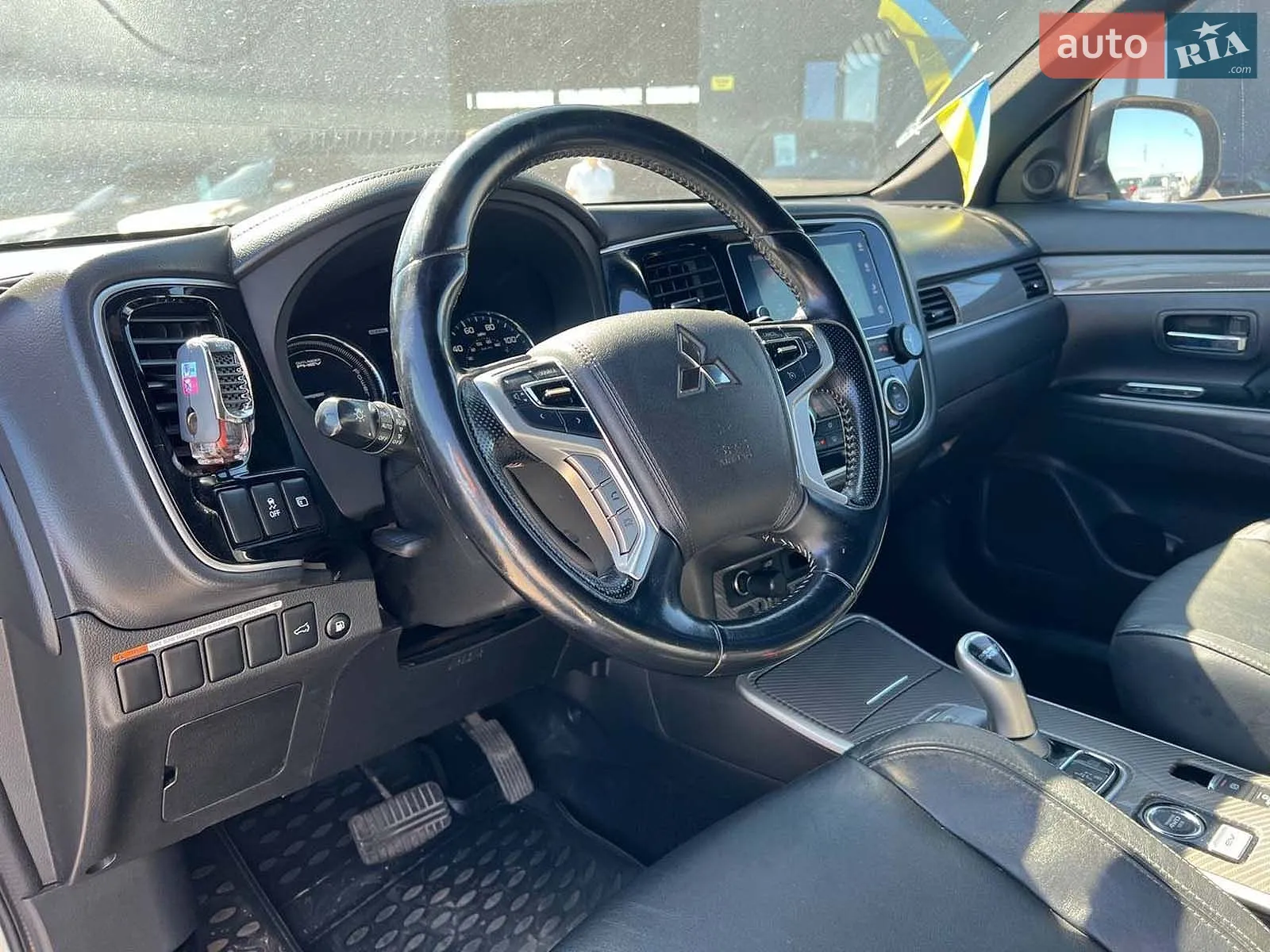 2019 Mitsubishi Outlander - мініатюра 21