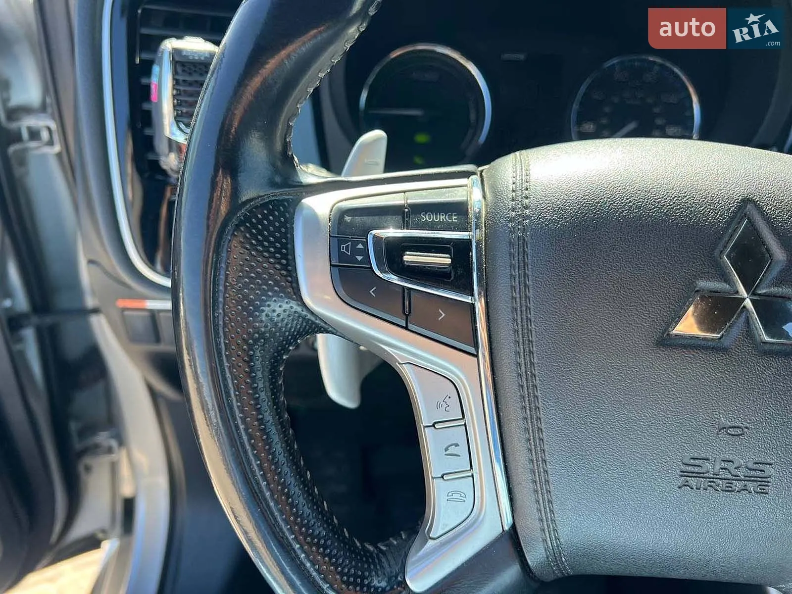 2019 Mitsubishi Outlander - мініатюра 28