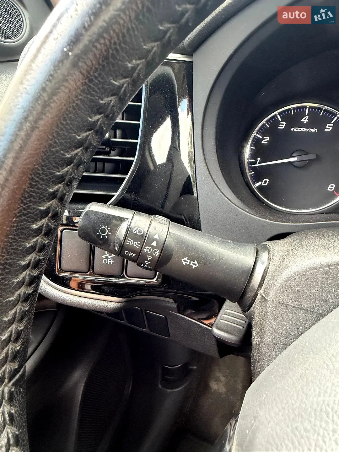 2015 Mitsubishi Outlander - мініатюра 12